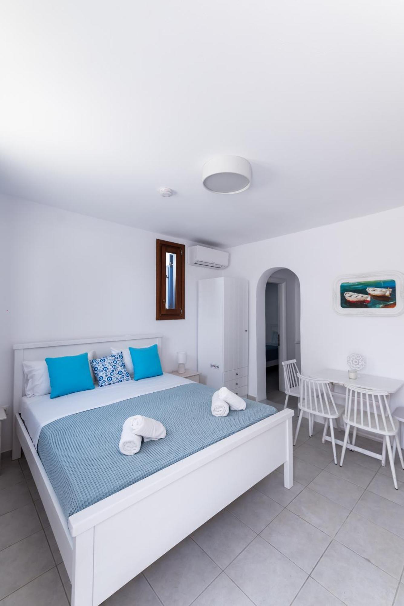Olive Tree Mykonos Town Semi-Basement Apartment Exterior photo